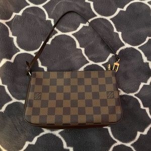 Louis Vuitton Damier Ebene shoulder bag